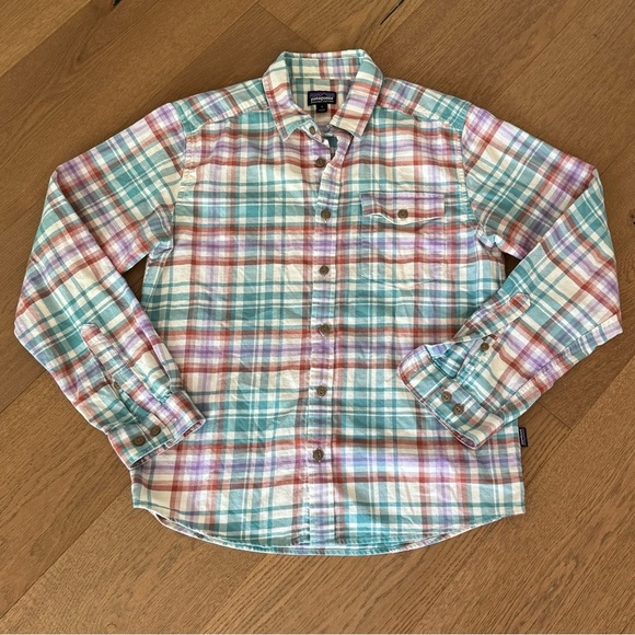 Patagonia Men’s Organic Cotton Lightweight Flannel Shirt -‎ Size Small - NWOT - Picture 1 of 7